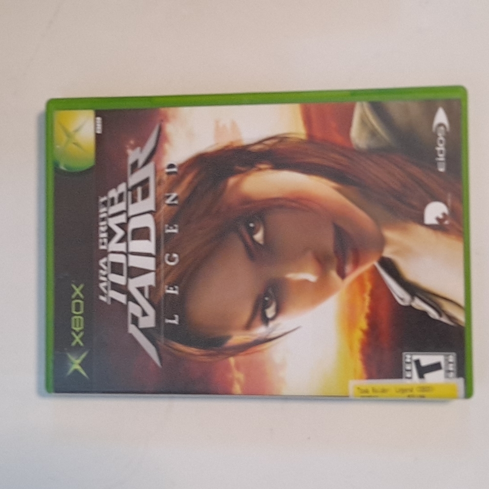 Xbox Lara Croft Tomb Raider Legand Video Game